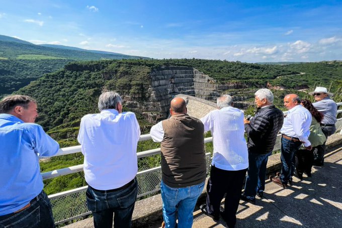 amlo-supervisa-obras-en-jalisco